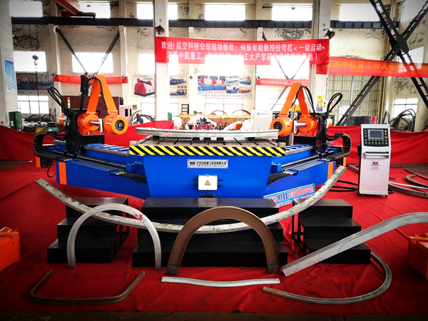 鋁型材拉彎機 鋁型材拉彎機