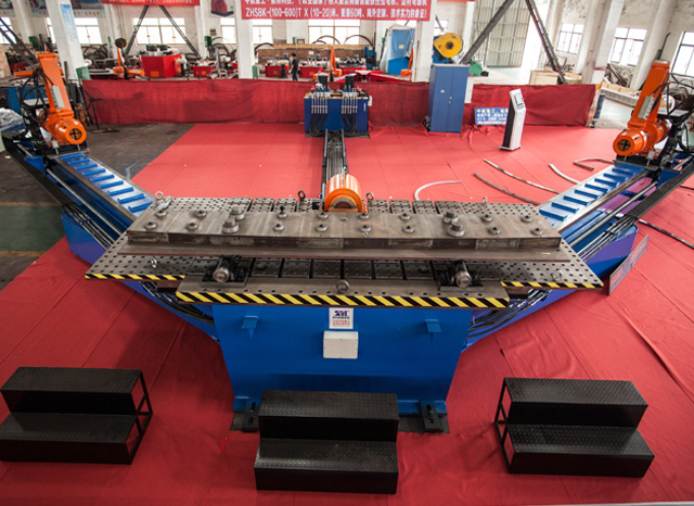 高端伺服智能拉彎?rùn)C(jī) 高端伺服智能拉彎?rùn)C(jī)